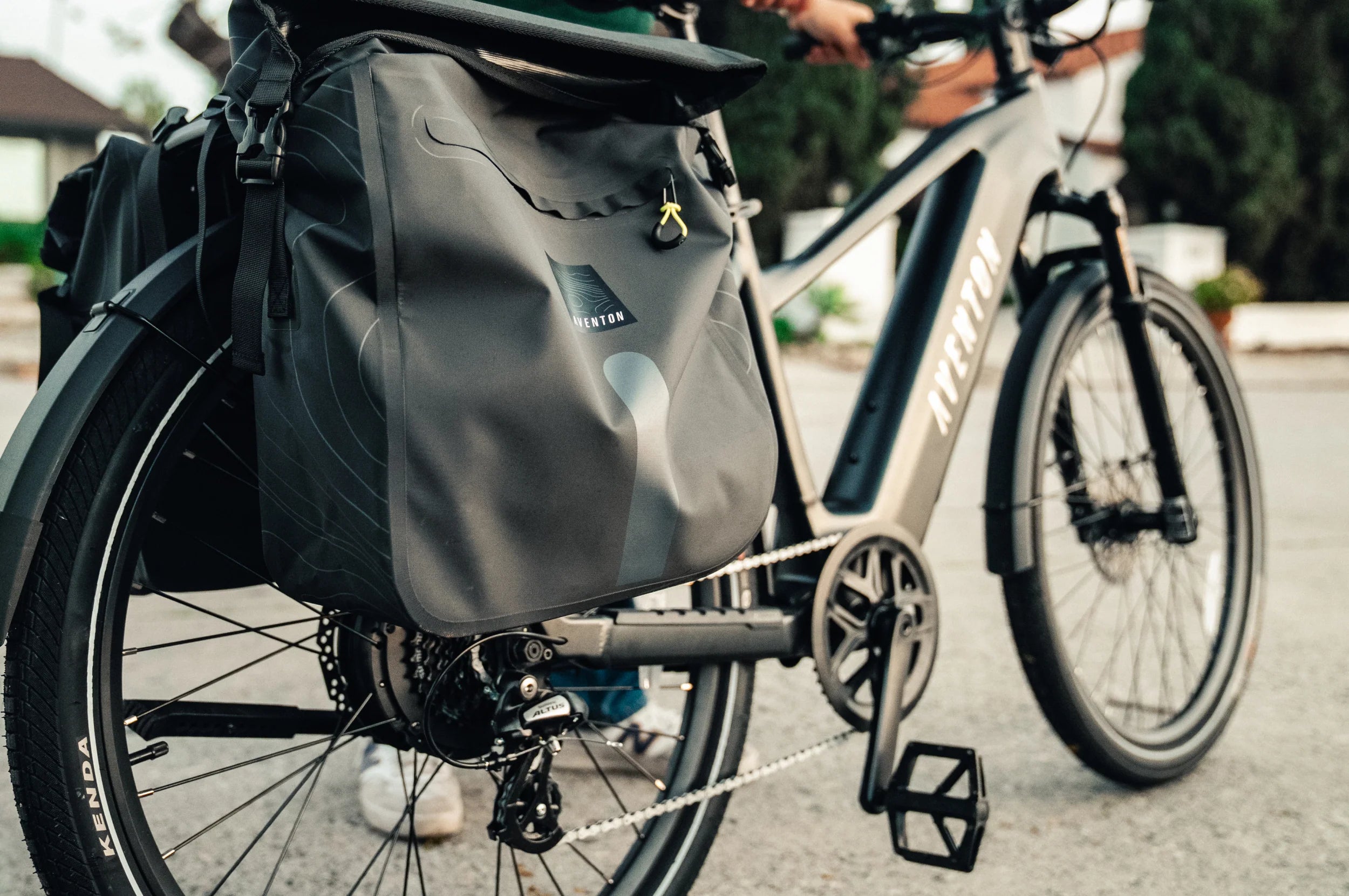 Level 4 REC Step-Through Ebike