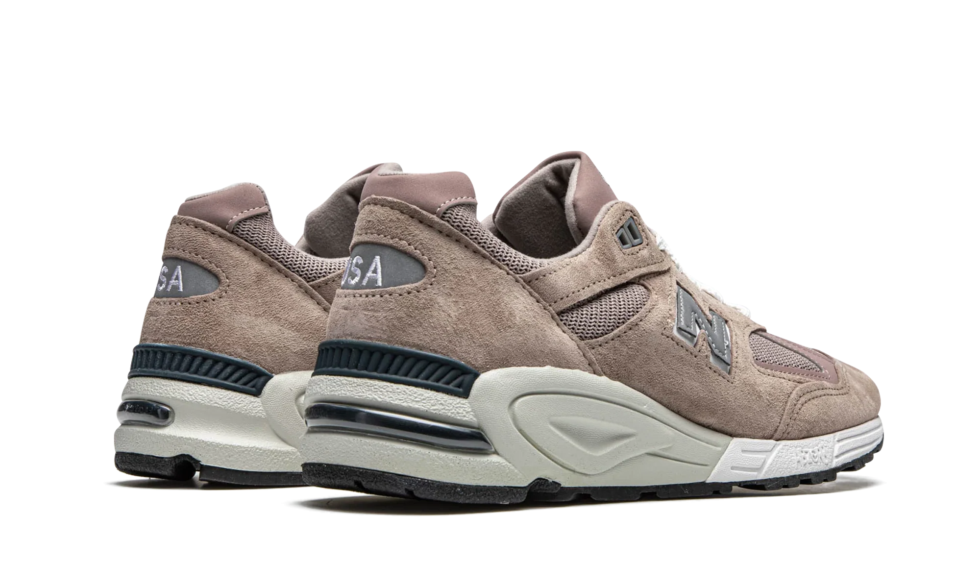 990v2 "Kith - Dusty Rose" M990K2