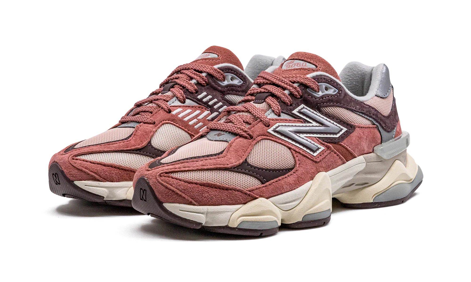 9060 "Mineral Red/Truffle" U9060TRU